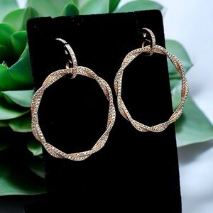 🌺Large Rose Gold Pave Earrings- NWOT